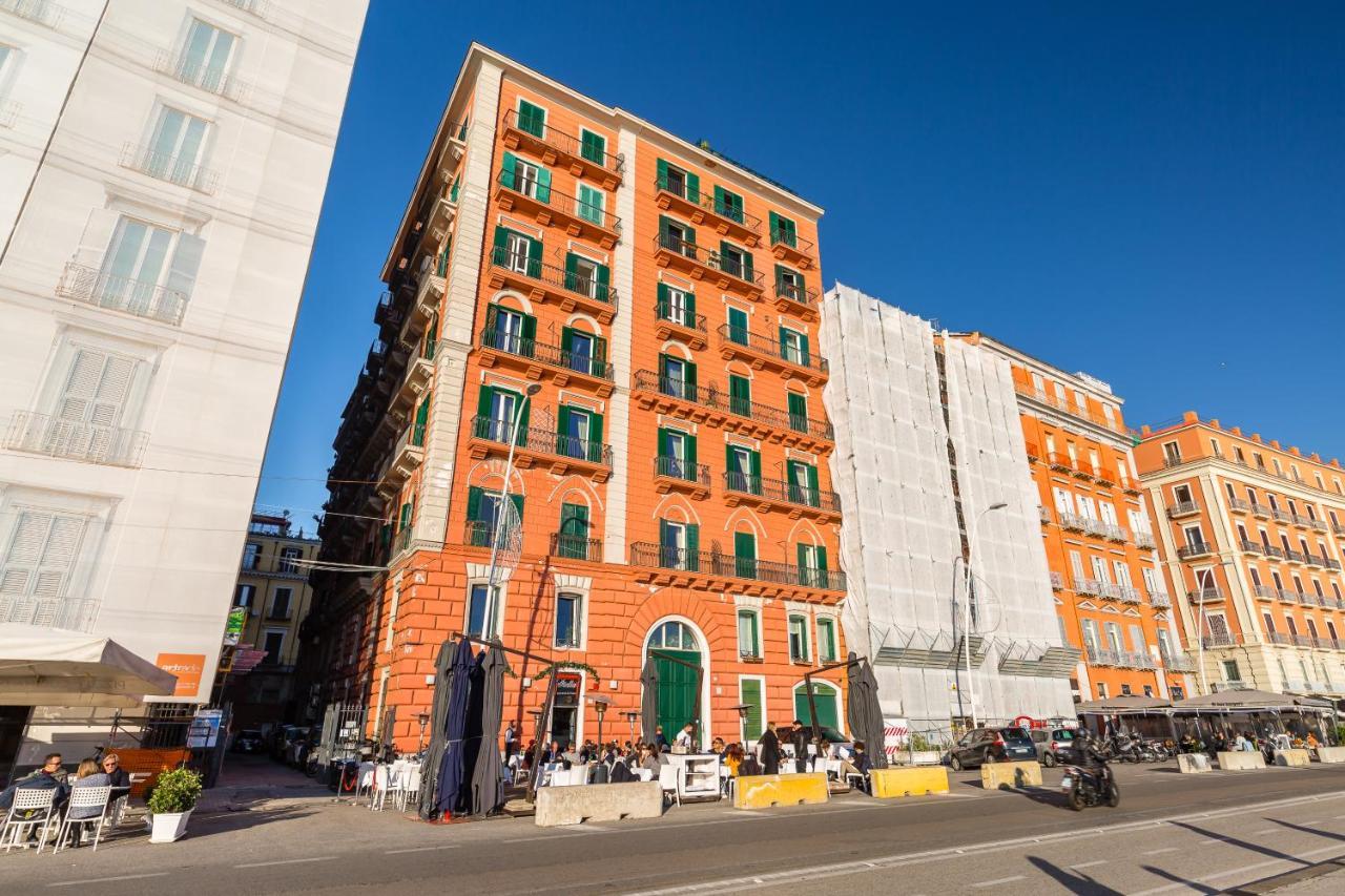 Parthenope'S Eye On The Seafront By Napoliapartments Exteriör bild