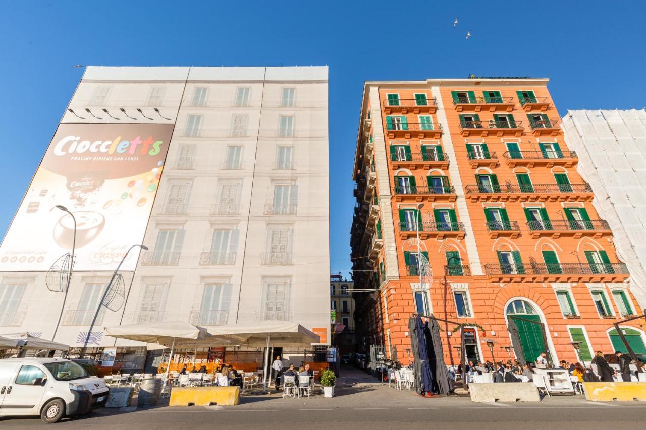 Parthenope'S Eye On The Seafront By Napoliapartments Exteriör bild